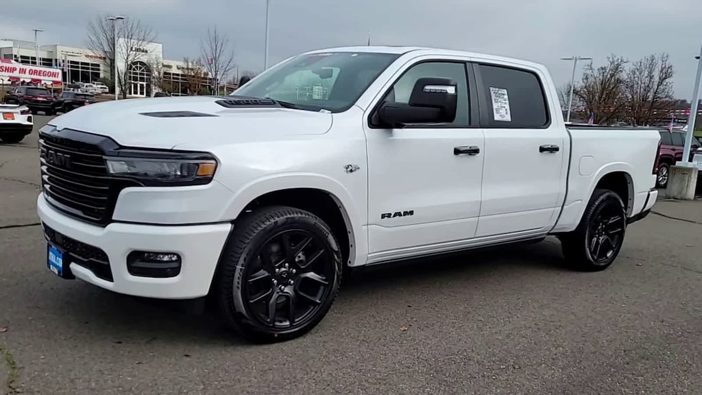 New 2026 Ram 1500 LARAMIE CREW CAB 4X4 5'7 BOX Pickup