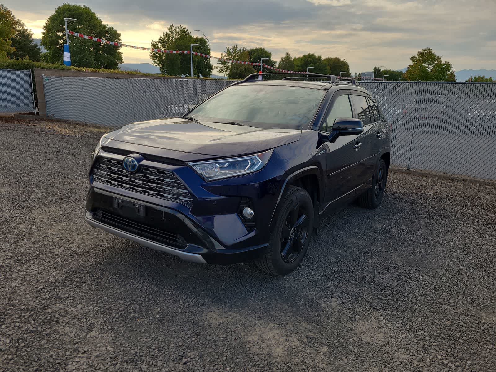 Thumbnail: 2020 Toyota RAV4 - 1