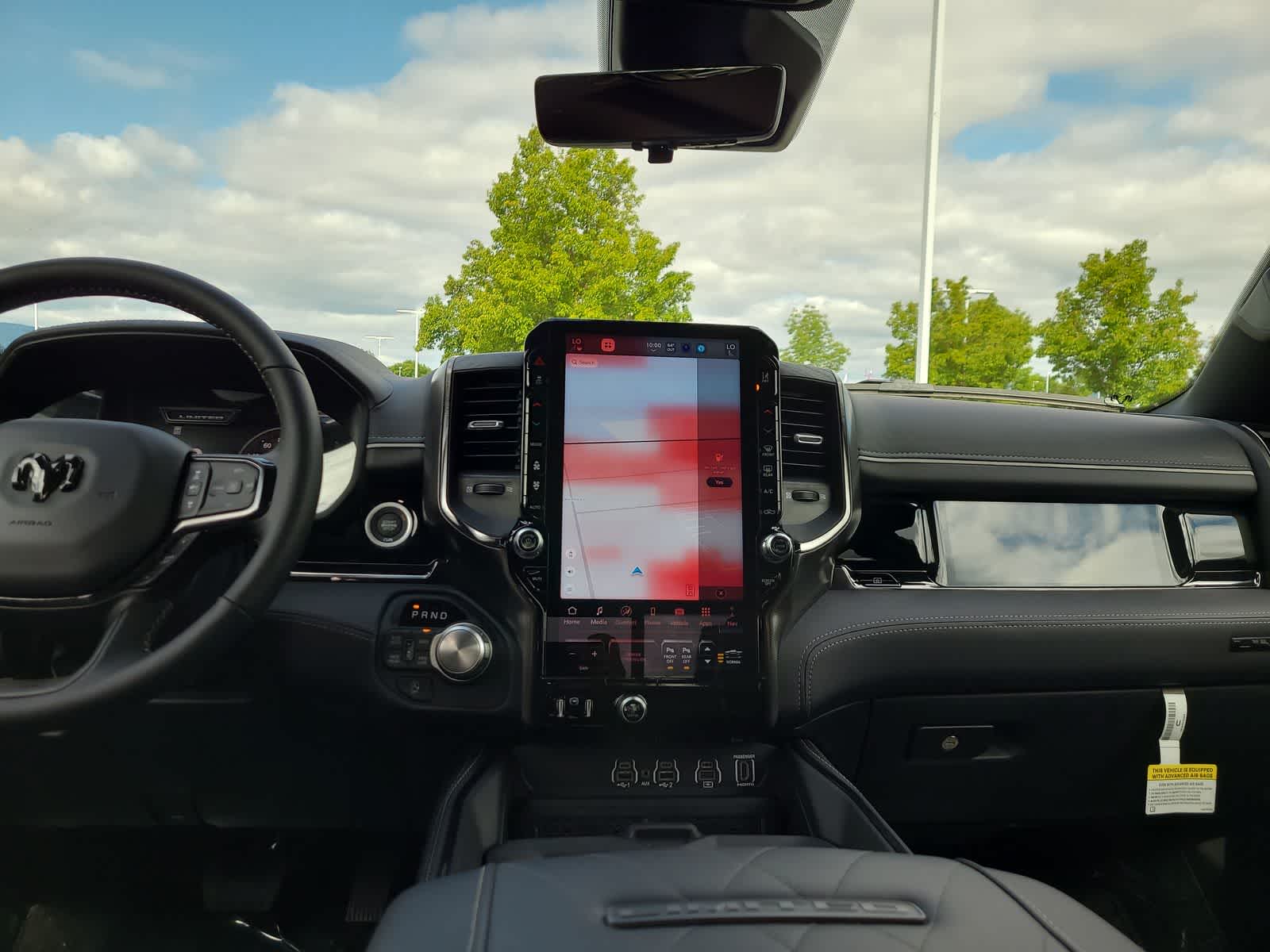 Thumbnail: 2025 RAM 1500 - 18