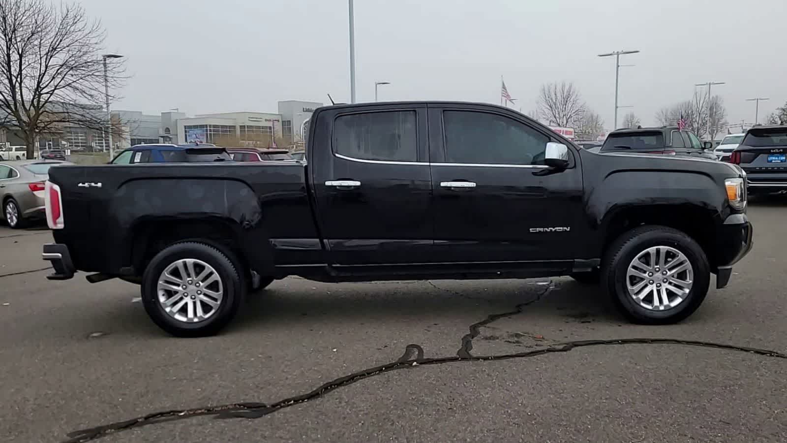 Thumbnail: 2016 GMC Canyon - 9