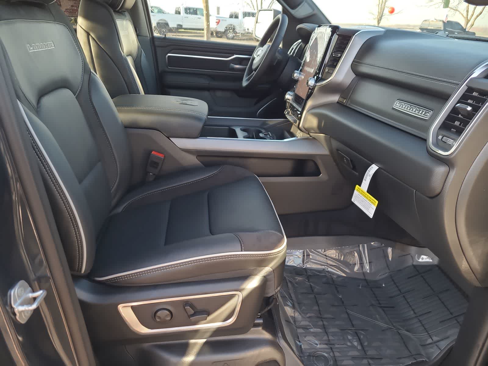 Thumbnail: 2026 RAM 1500 - 22