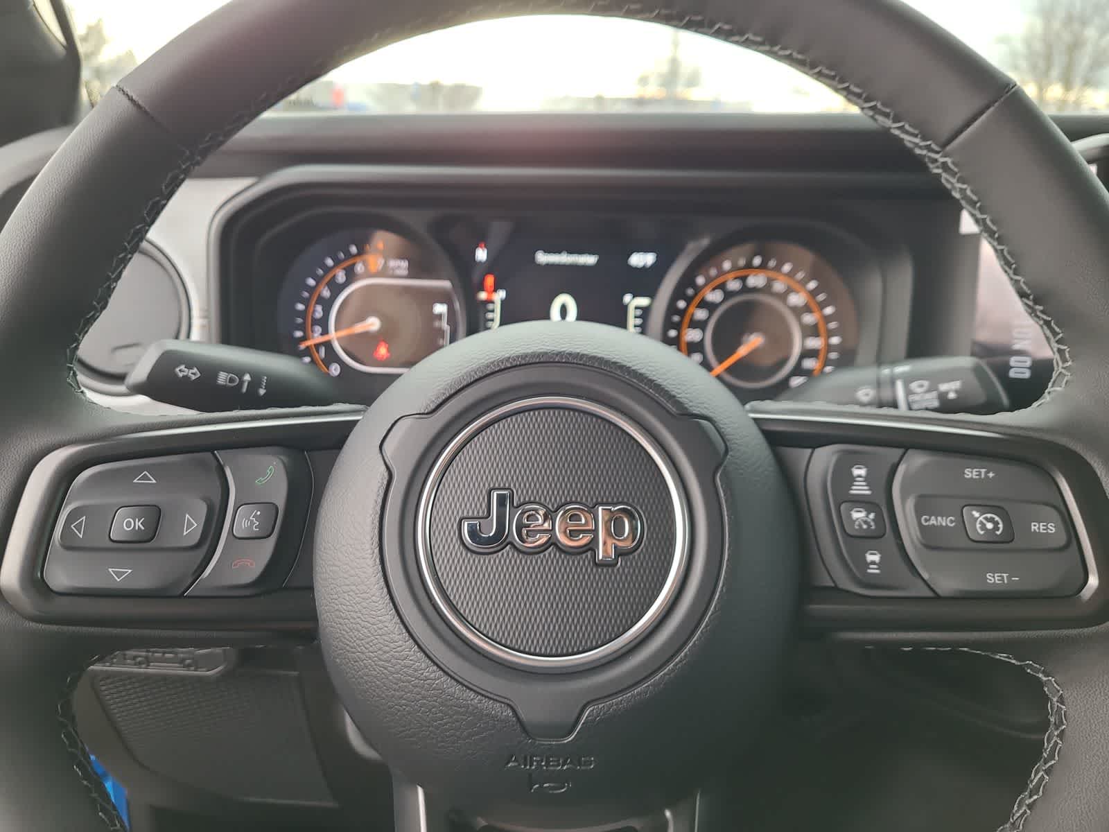 Thumbnail: 2026 Jeep Gladiator - 23