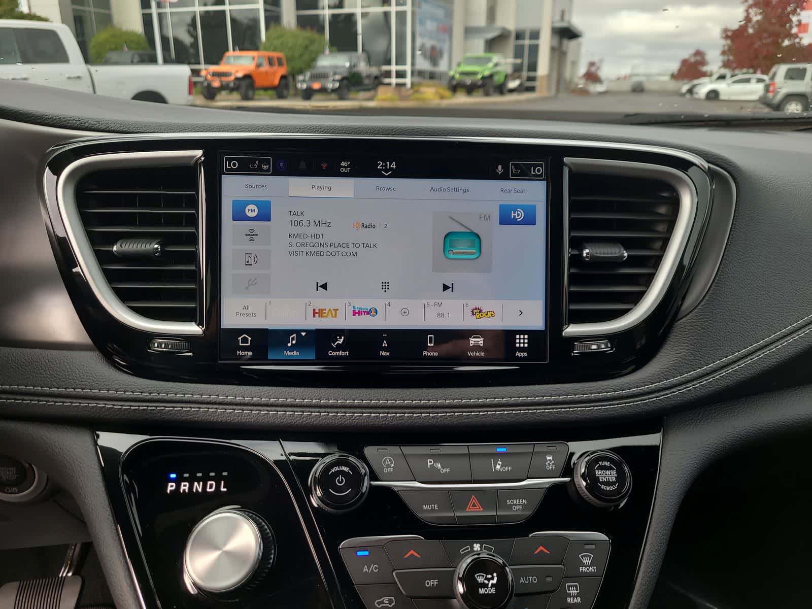 Thumbnail: 2026 Chrysler Pacifica - 24