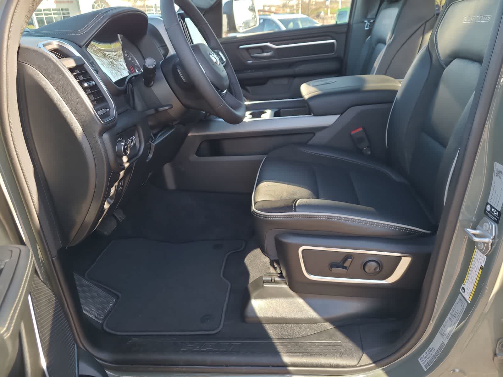 Thumbnail: 2026 RAM 1500 - 19