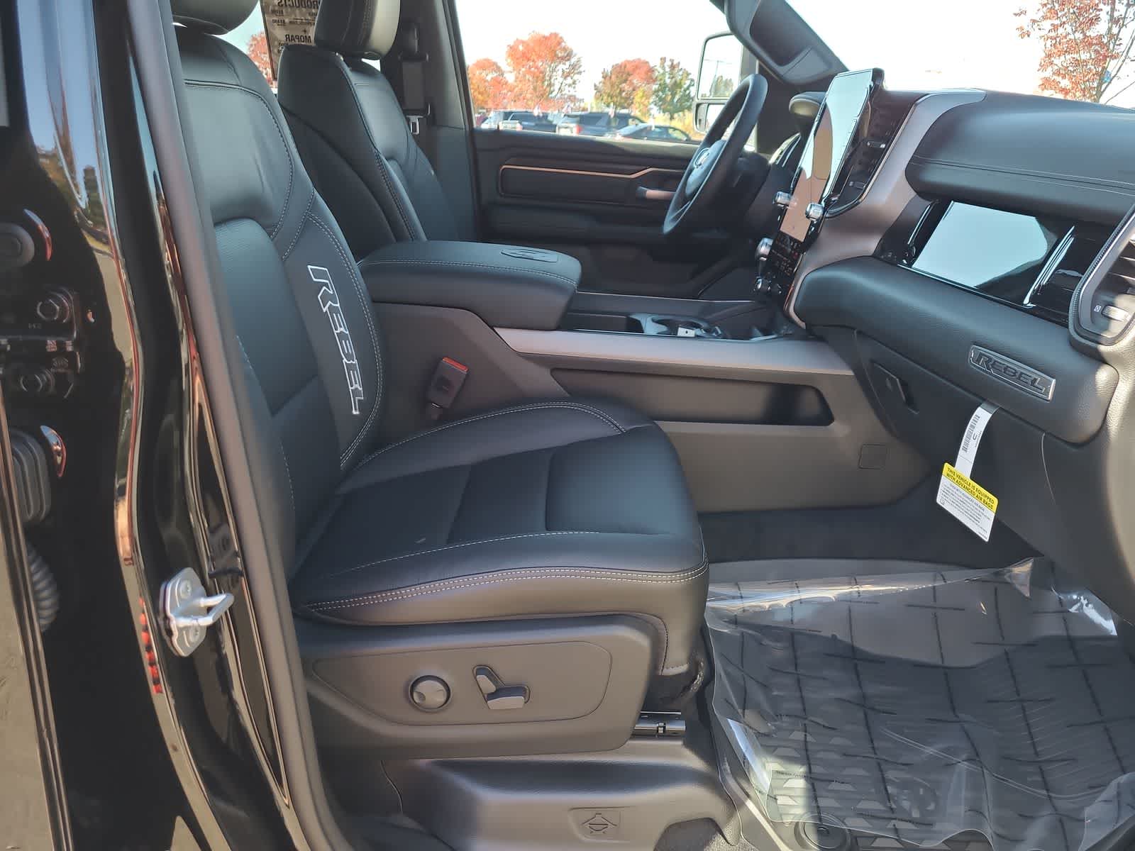 Thumbnail: 2026 RAM 1500 - 22