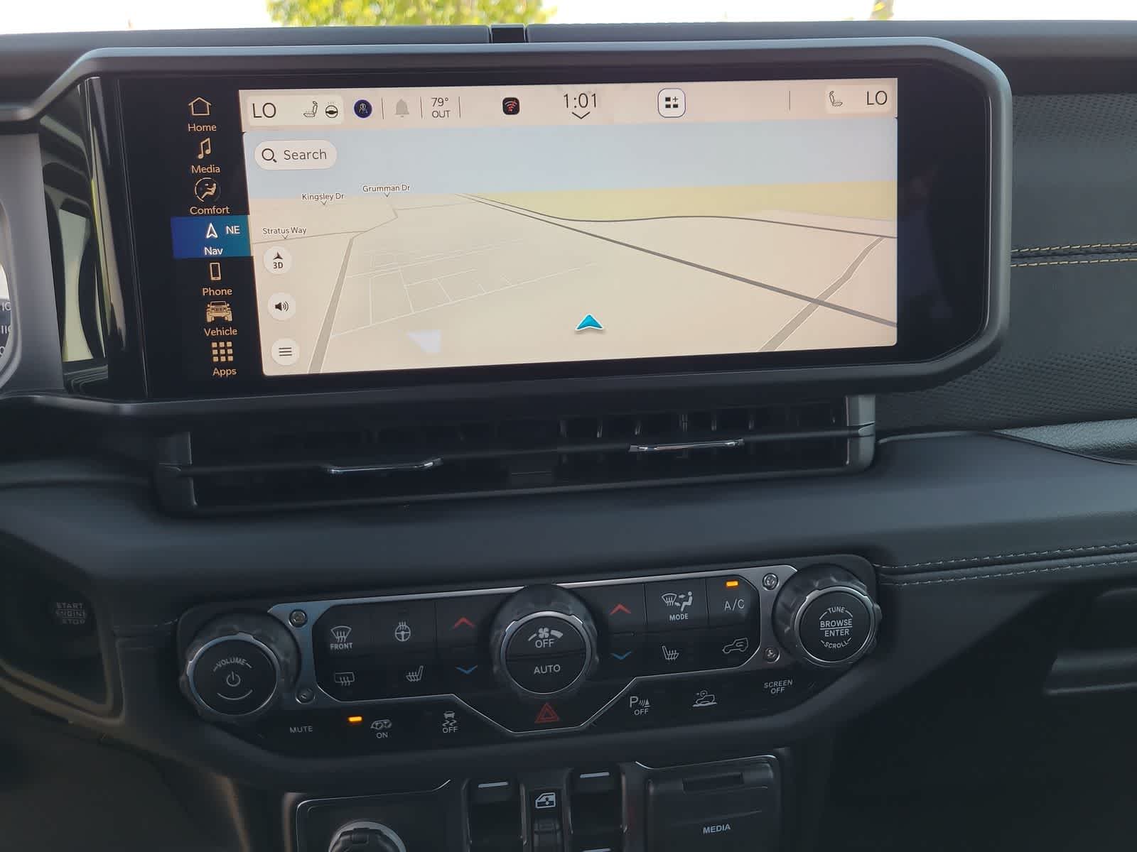 Thumbnail: 2025 Jeep Wrangler - 24