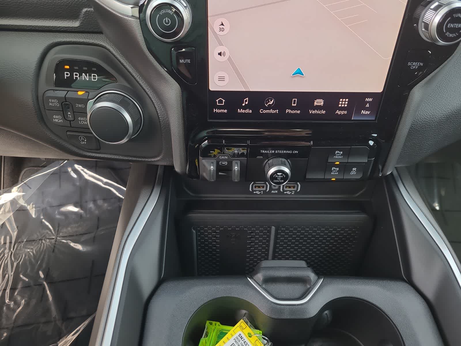 Thumbnail: 2025 RAM 1500 - 25