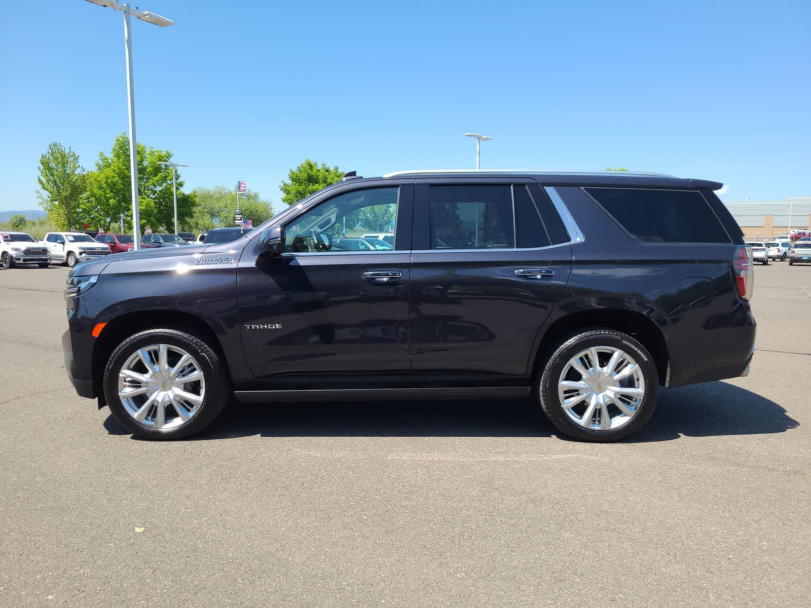 Thumbnail: 2024 Chevrolet Tahoe - 11