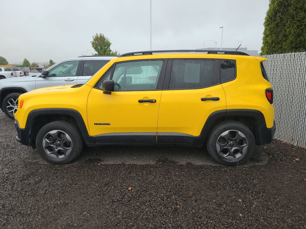 Used 2017 Jeep Renegade Sport 4x4 SUV