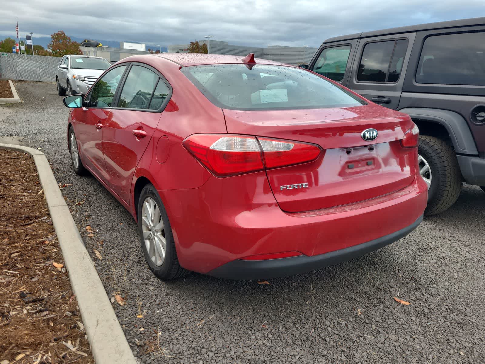 Thumbnail: 2016 Kia Forte - 3