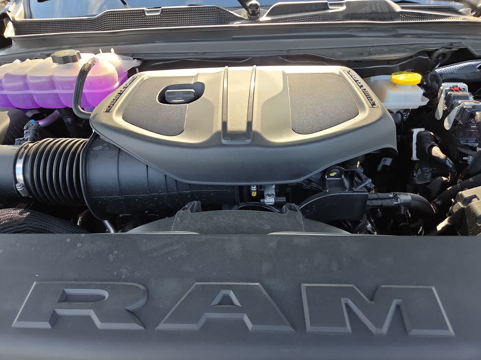 Thumbnail: 2026 RAM 1500 - 17