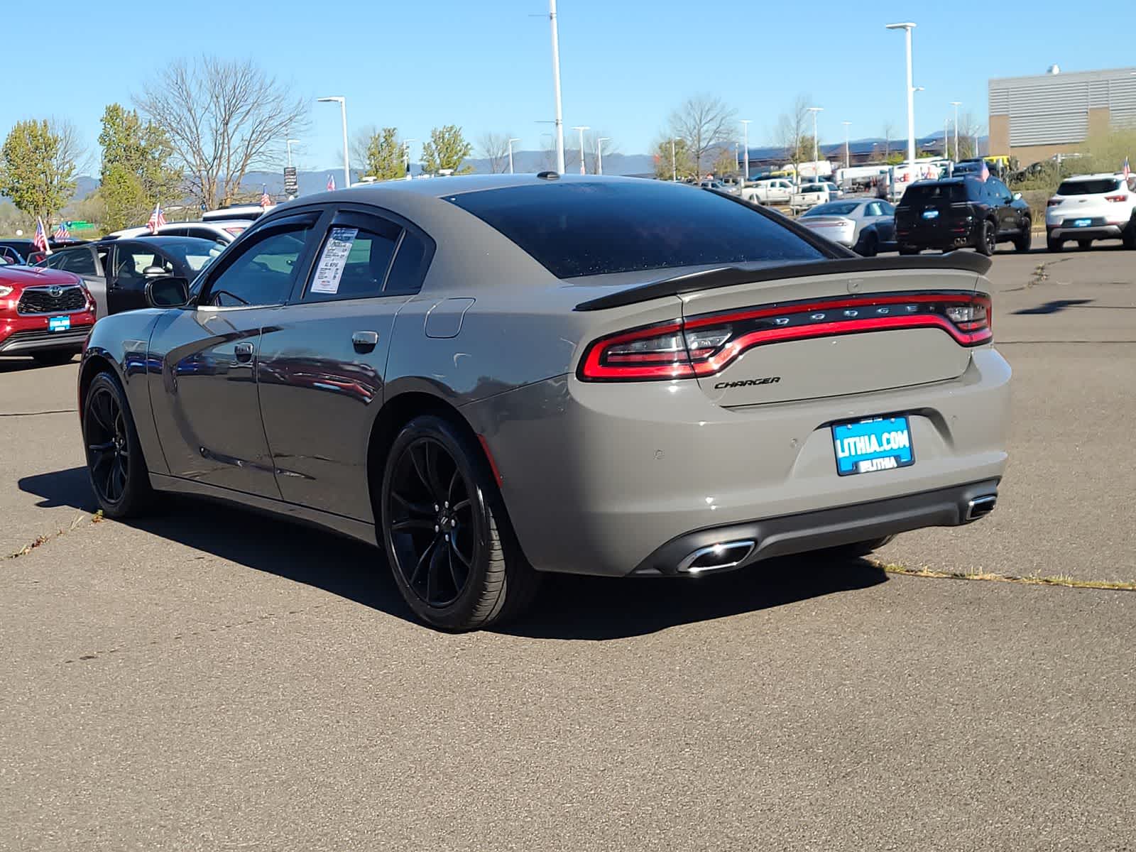 Thumbnail: 2018 Dodge Charger - 12