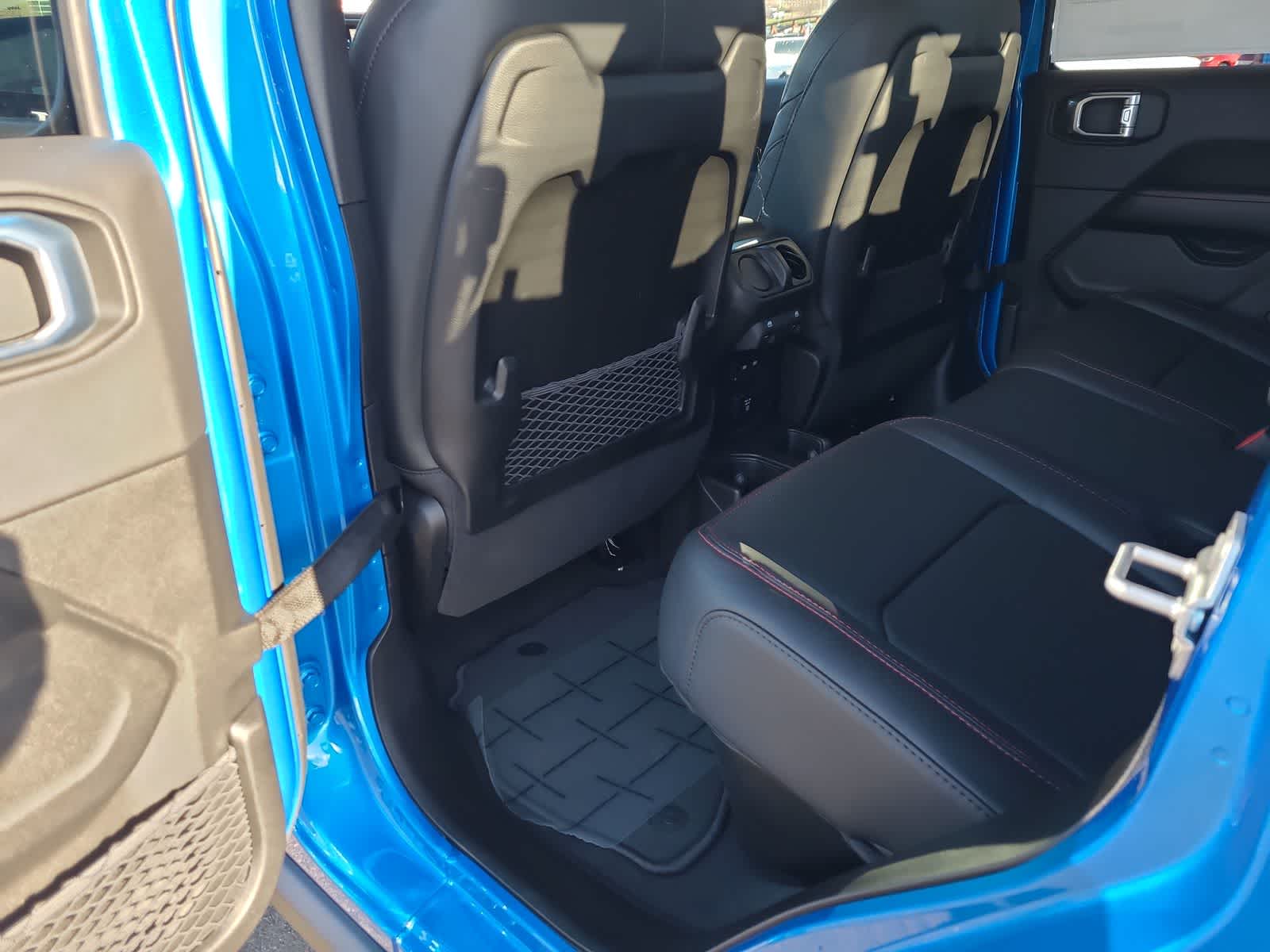 Thumbnail: 2026 Jeep Gladiator - 20