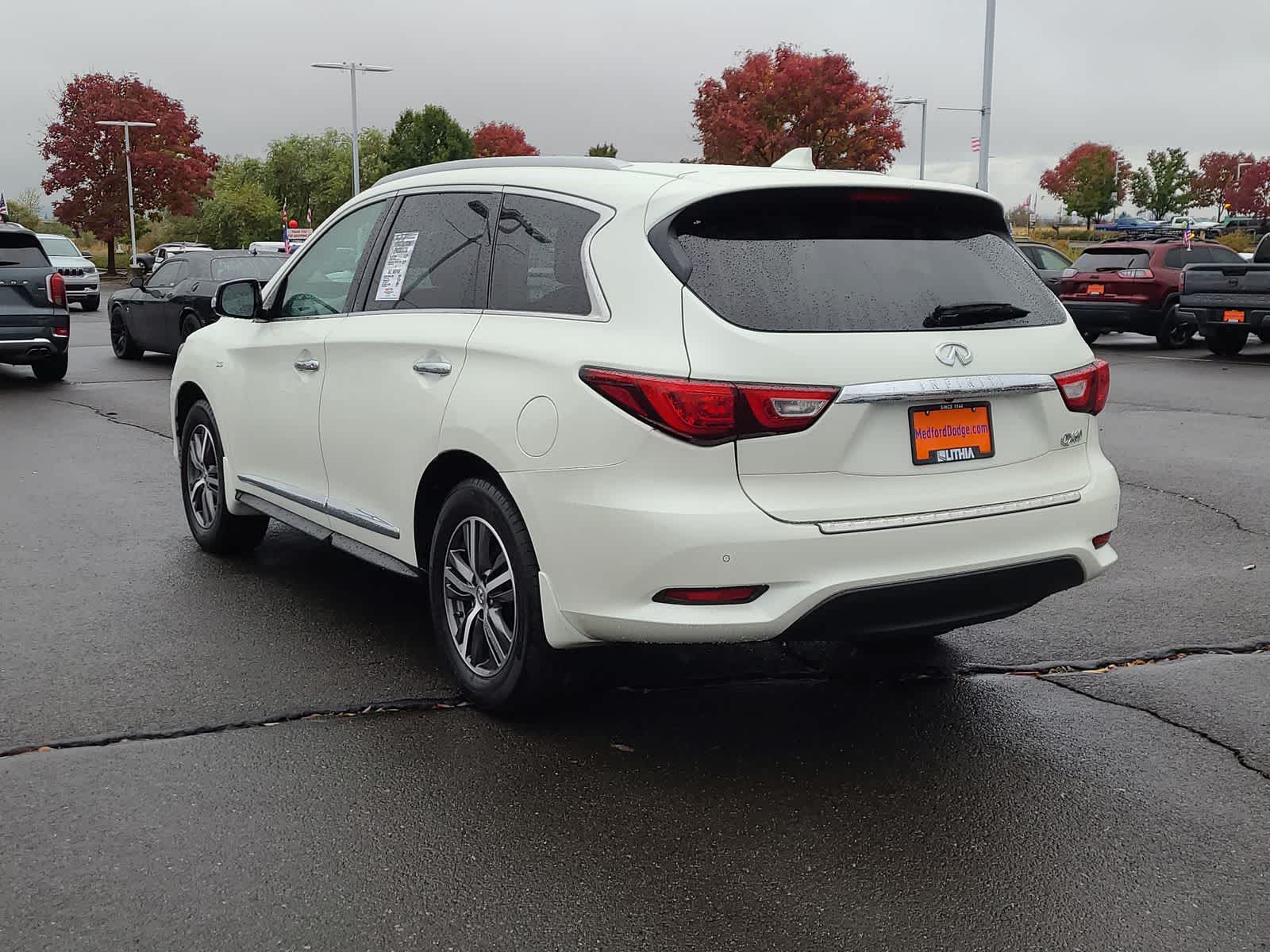 Thumbnail: 2017 INFINITI QX60 - 12