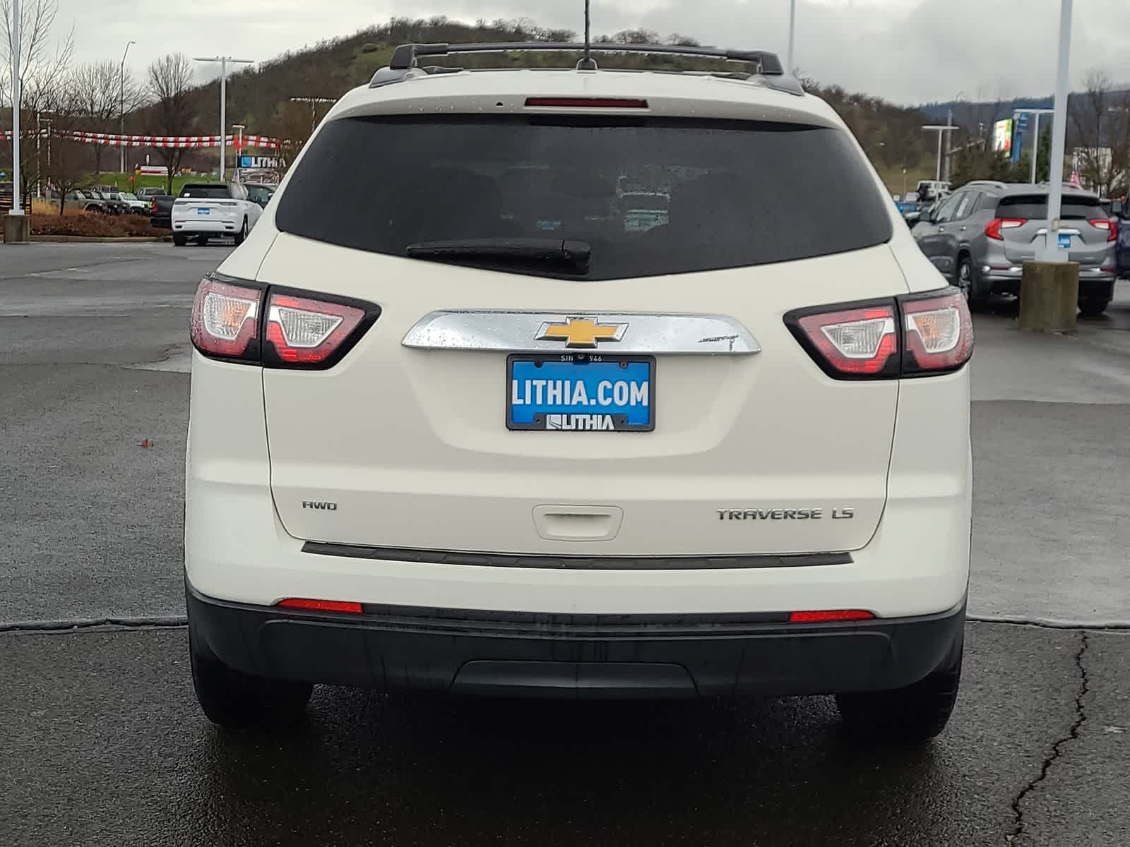 Thumbnail: 2013 Chevrolet Traverse - 13