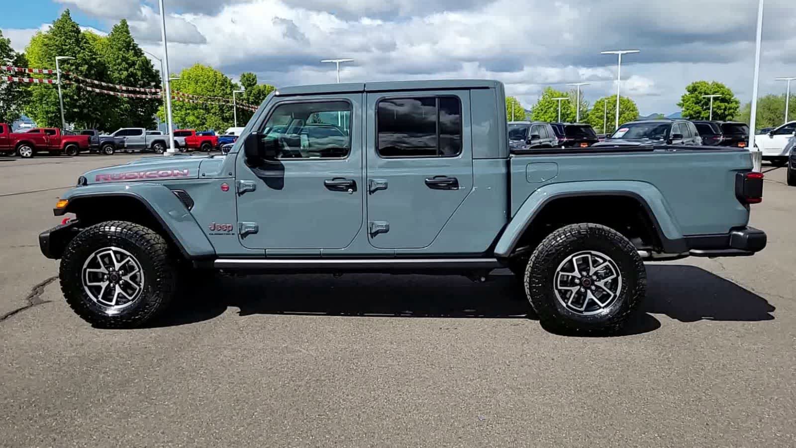 2024 Jeep Gladiator Rubicon X 5