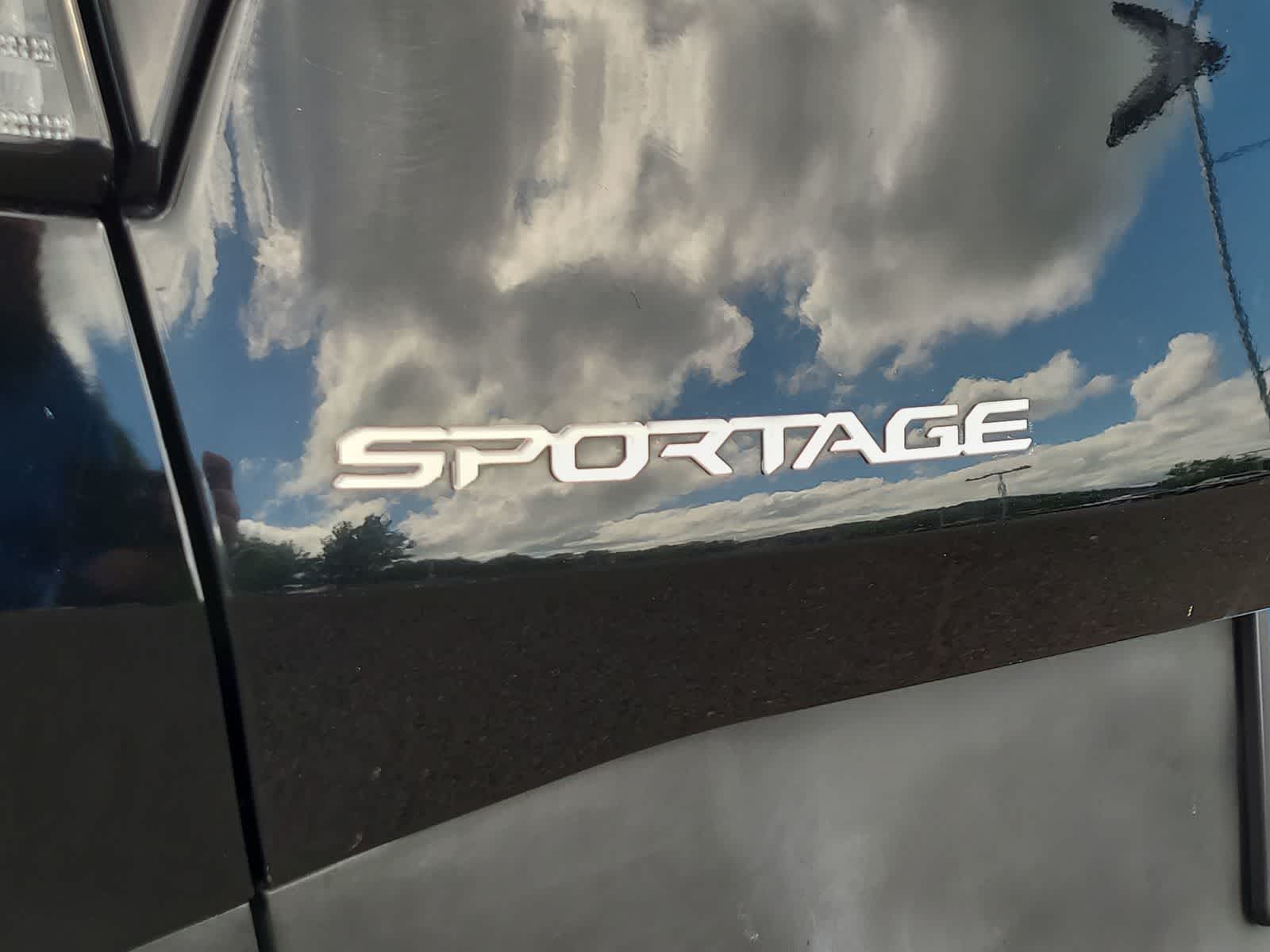 Thumbnail: 2023 Kia Sportage - 15