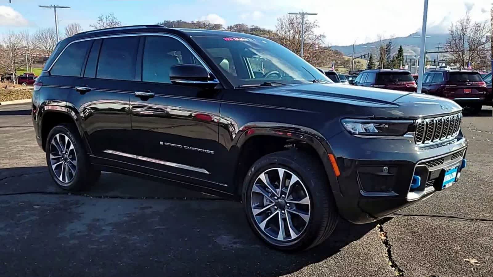 Thumbnail: 2024 Jeep Grand Cherokee - 2