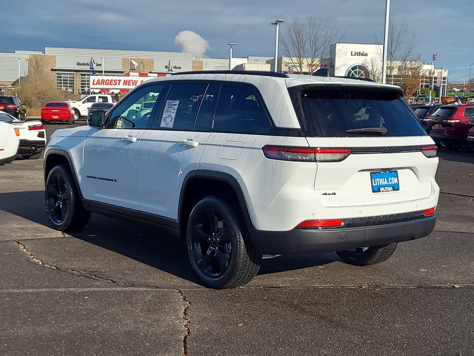 Thumbnail: 2025 Jeep Grand Cherokee - 12