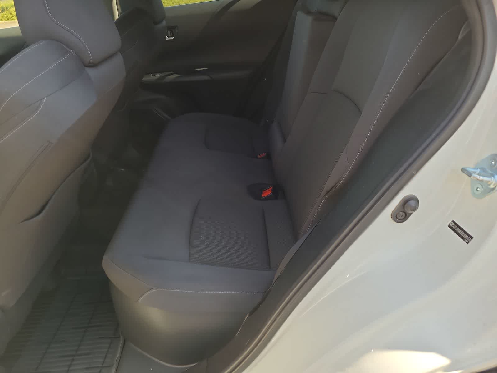 2021 Toyota Venza LE 21