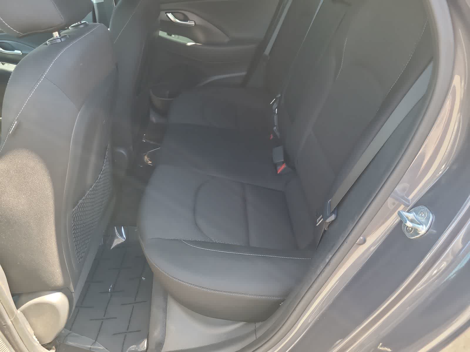 Thumbnail: 2018 Hyundai Elantra - 21