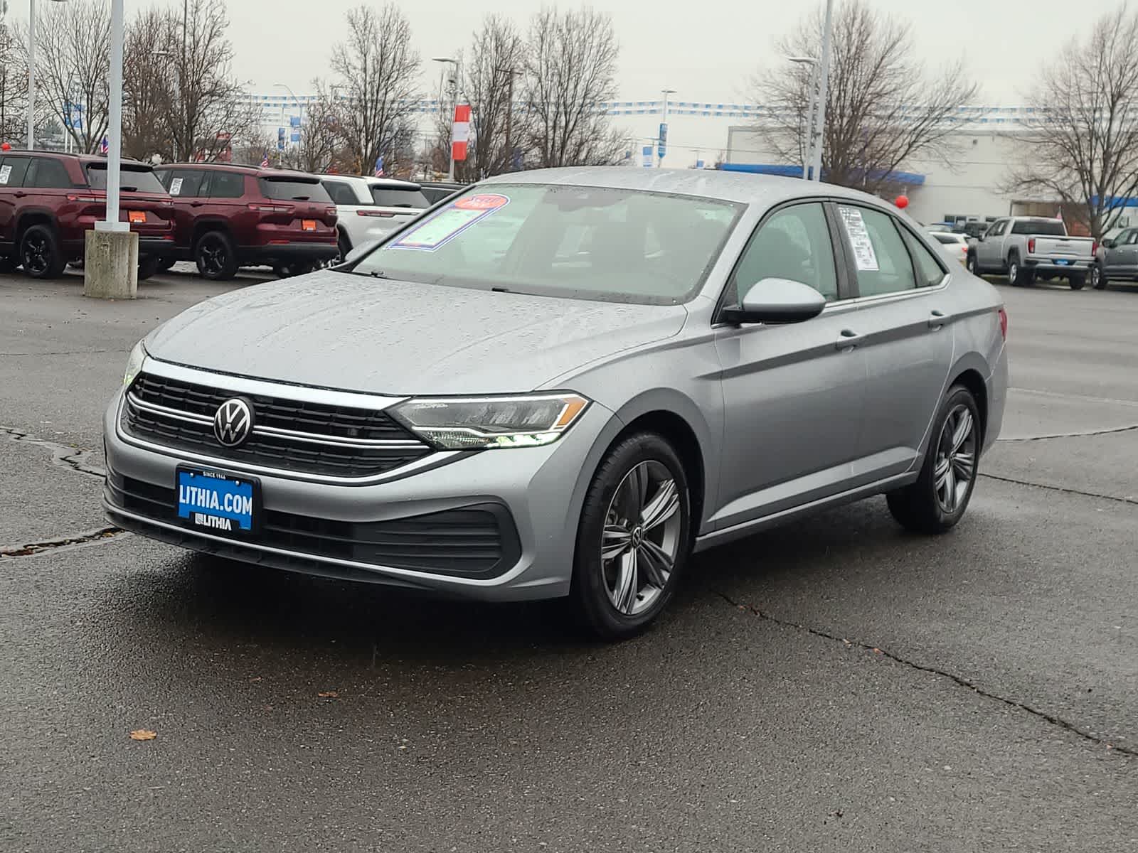 2024 Volkswagen Jetta SE's photo