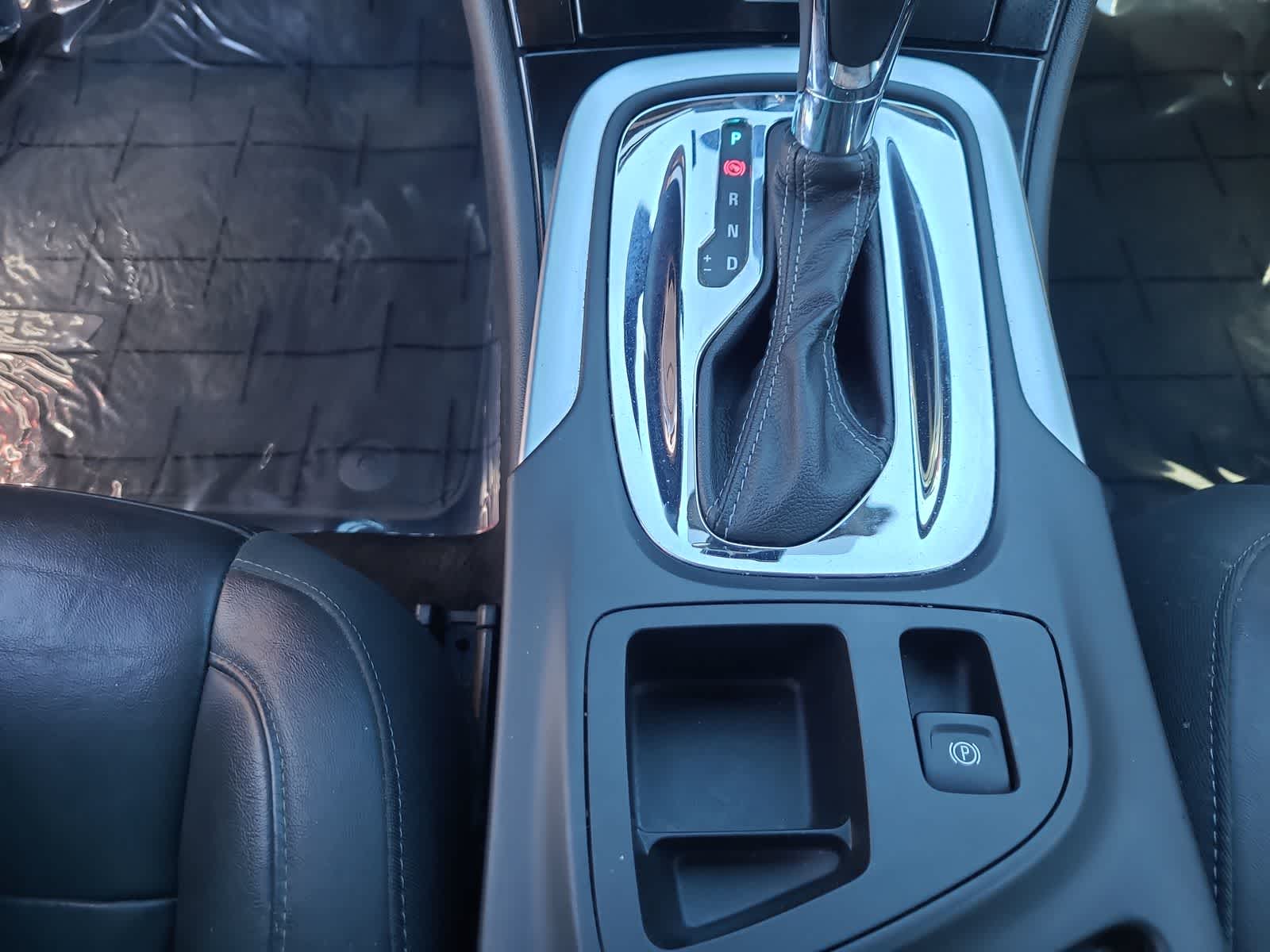 Thumbnail: 2015 Buick Regal - 25