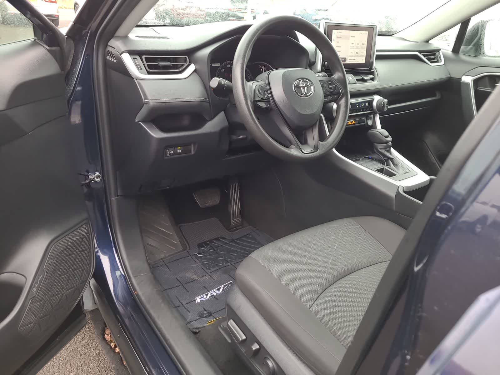 Thumbnail: 2024 Toyota RAV4 - 10