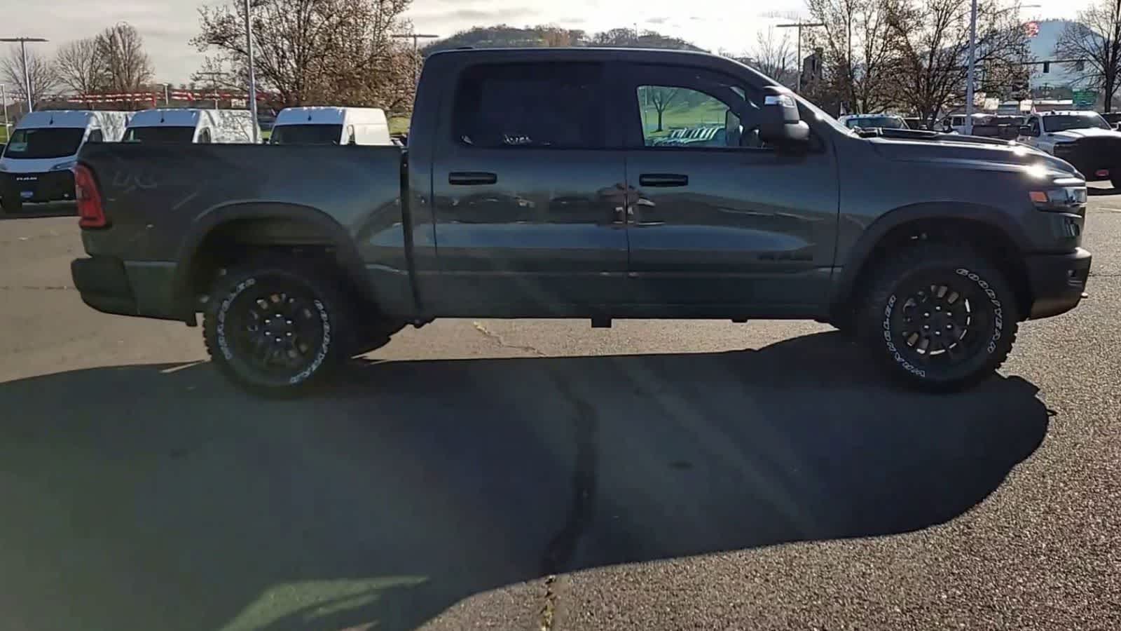 Thumbnail: 2026 RAM 1500 - 9