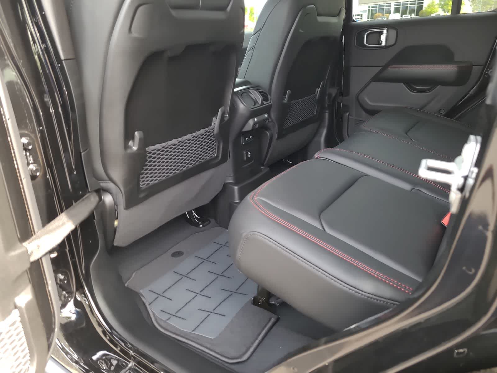 Thumbnail: 2026 Jeep Wrangler - 20