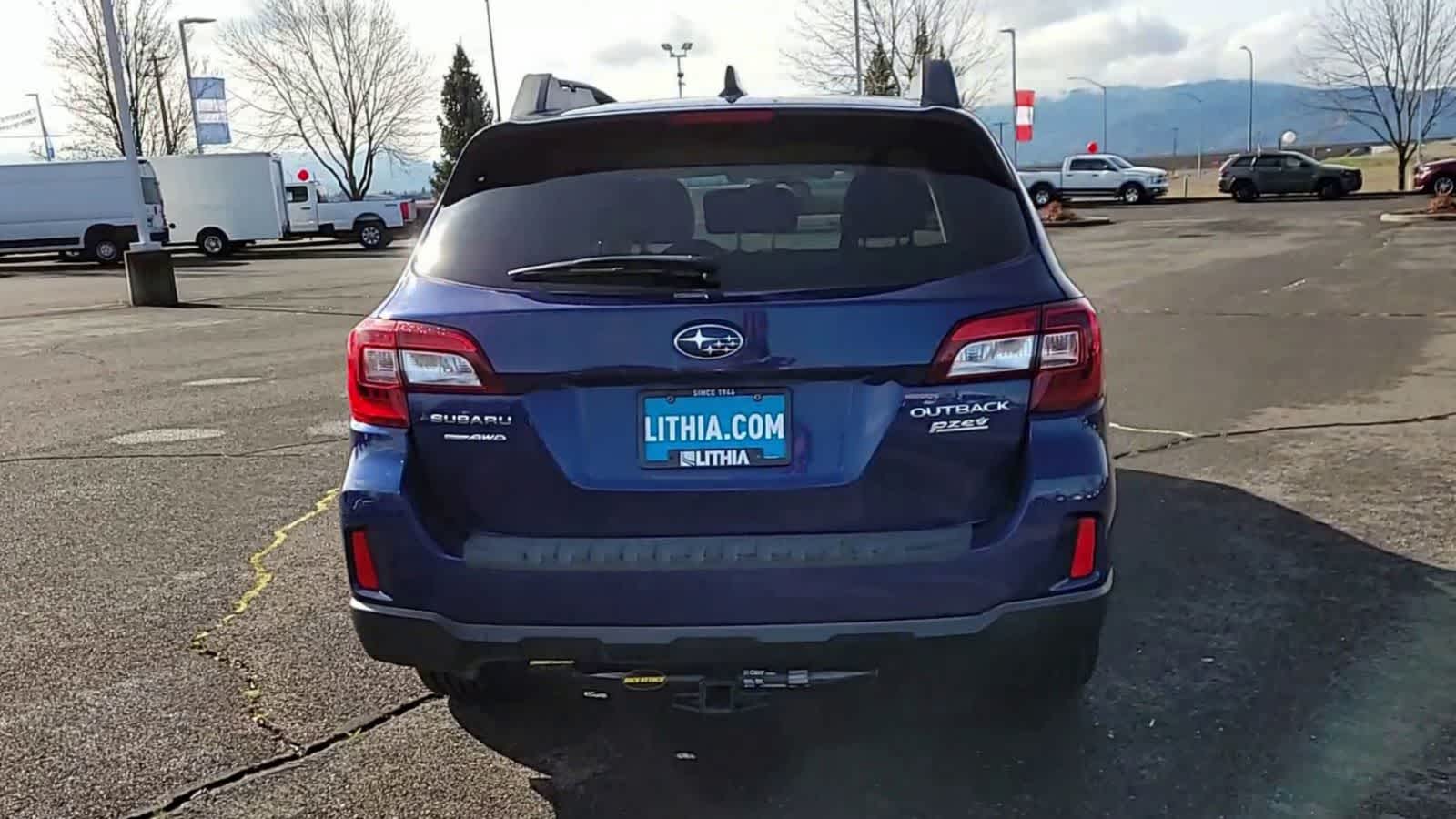 Thumbnail: 2016 Subaru Outback - 7