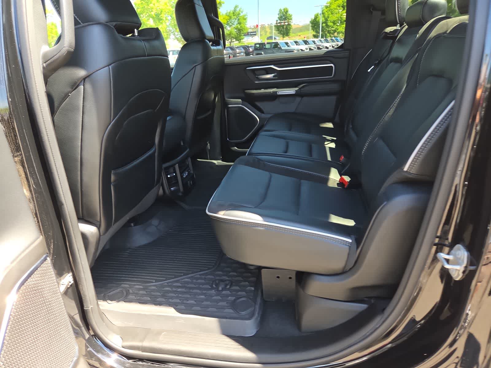 Thumbnail: 2025 RAM 1500 - 21