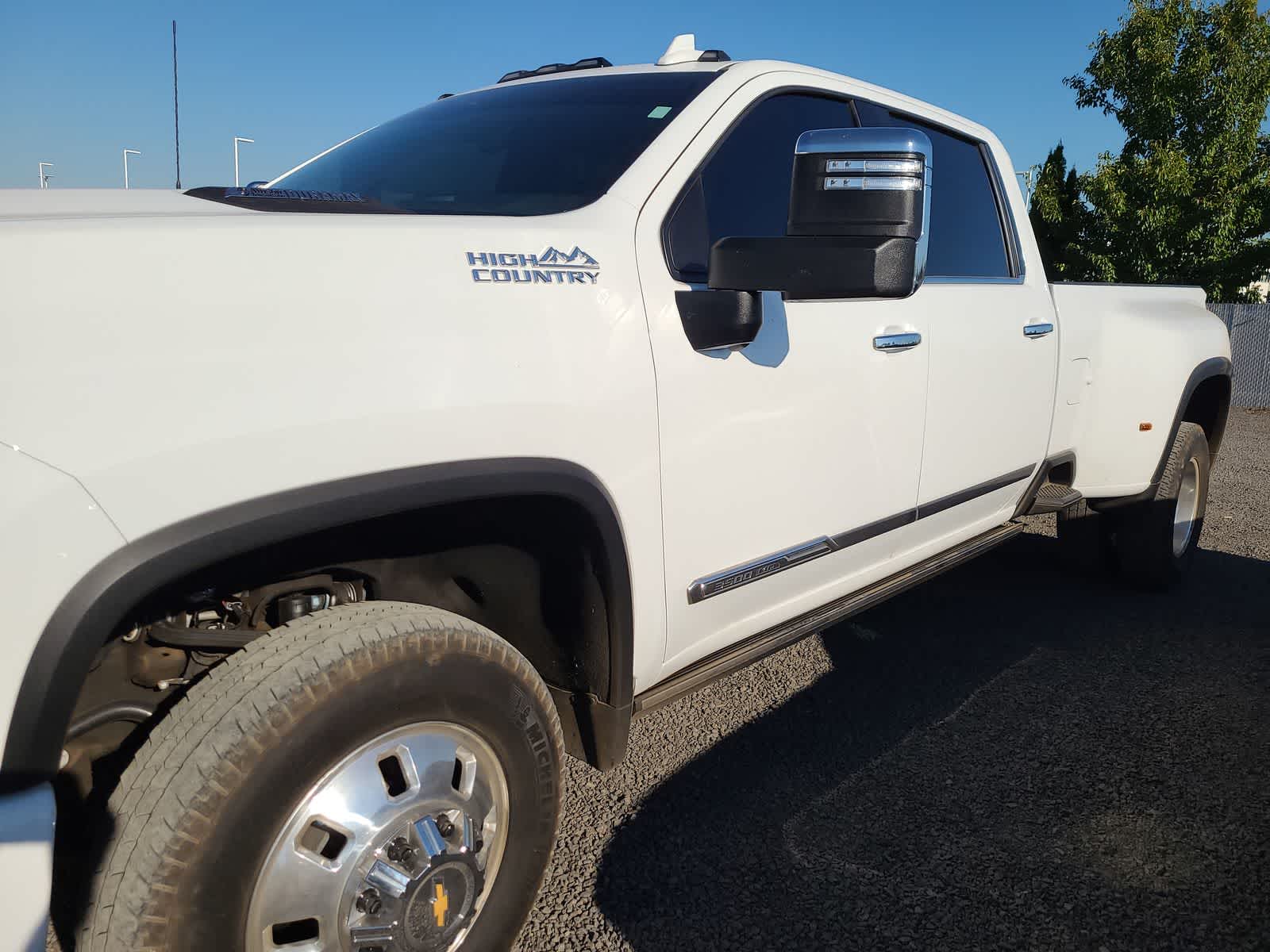 Thumbnail: 2024 Chevrolet Silverado 3500 - 2