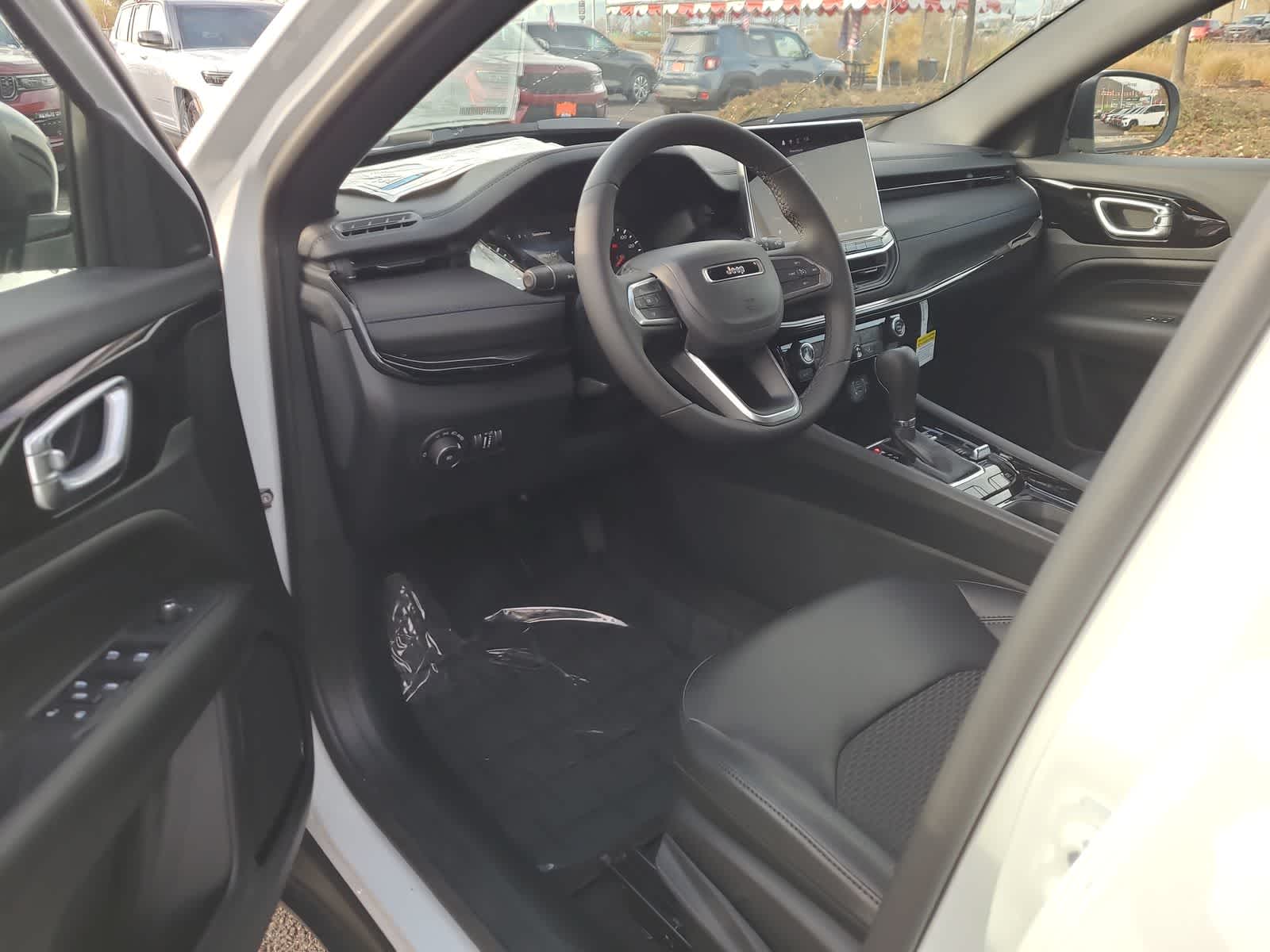 Thumbnail: 2026 Jeep Compass - 10