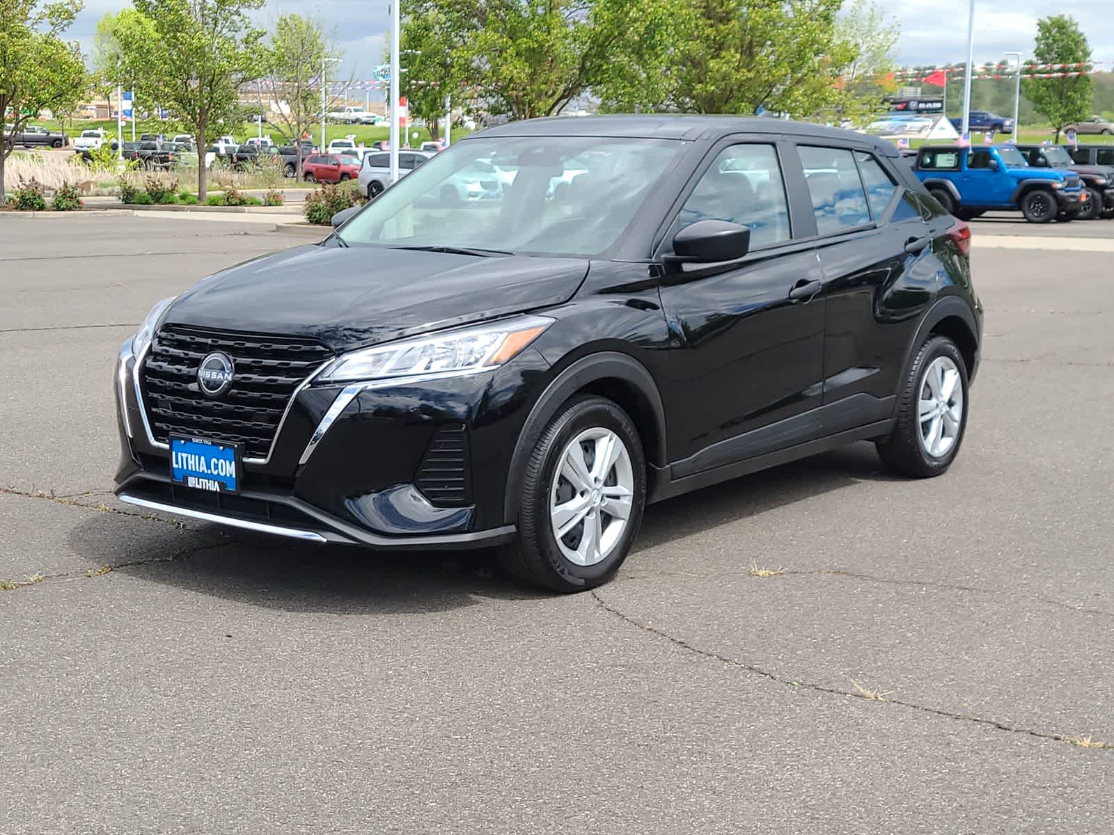 2024 Nissan Kicks 1.6 S's photo