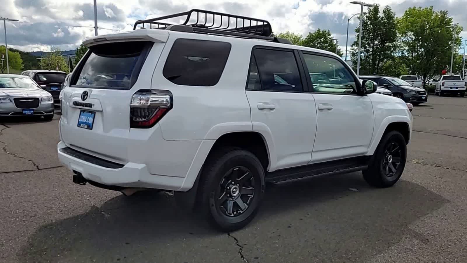 Thumbnail: 2021 Toyota 4Runner - 8