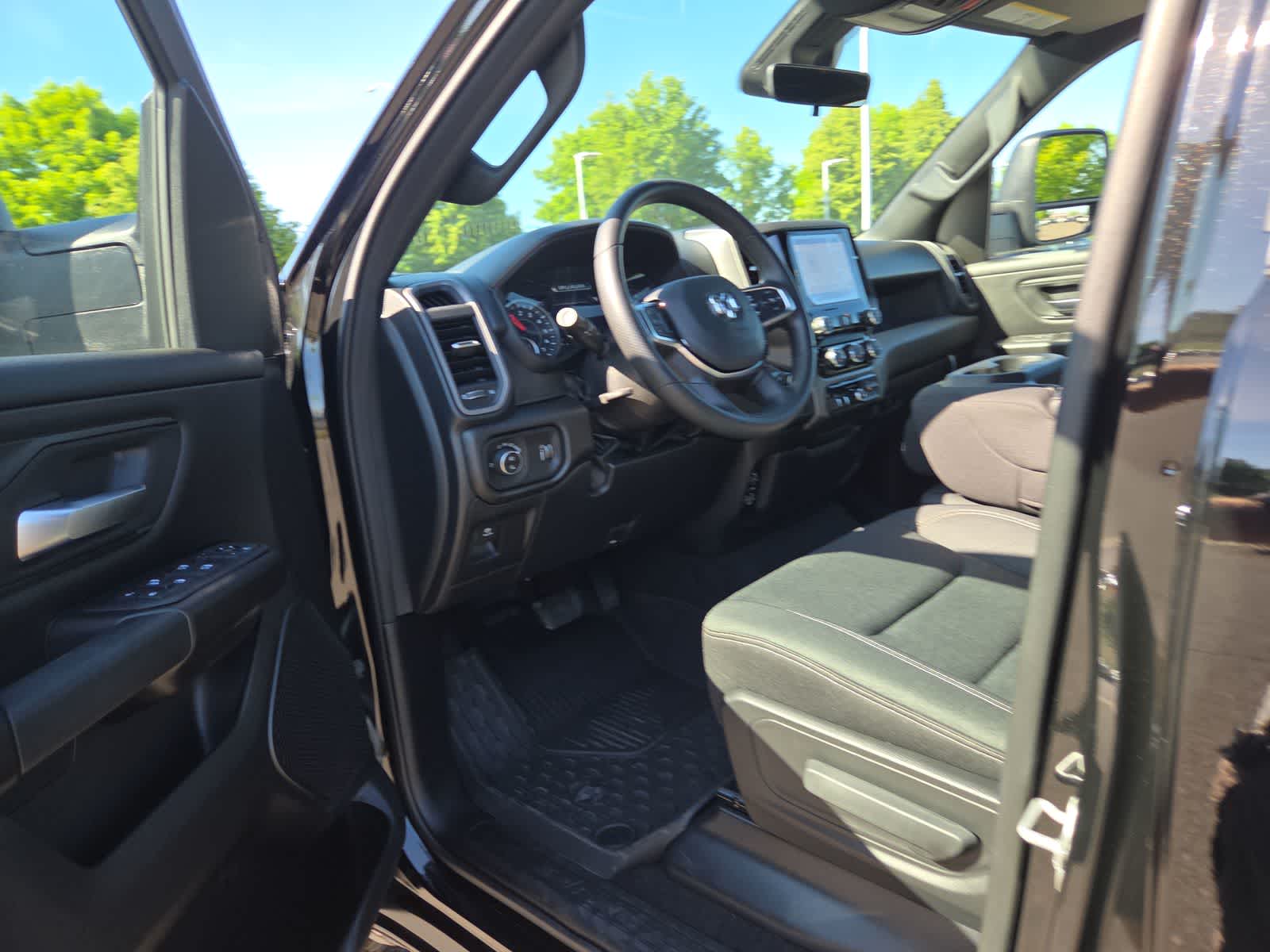 Thumbnail: 2026 RAM 1500 - 10