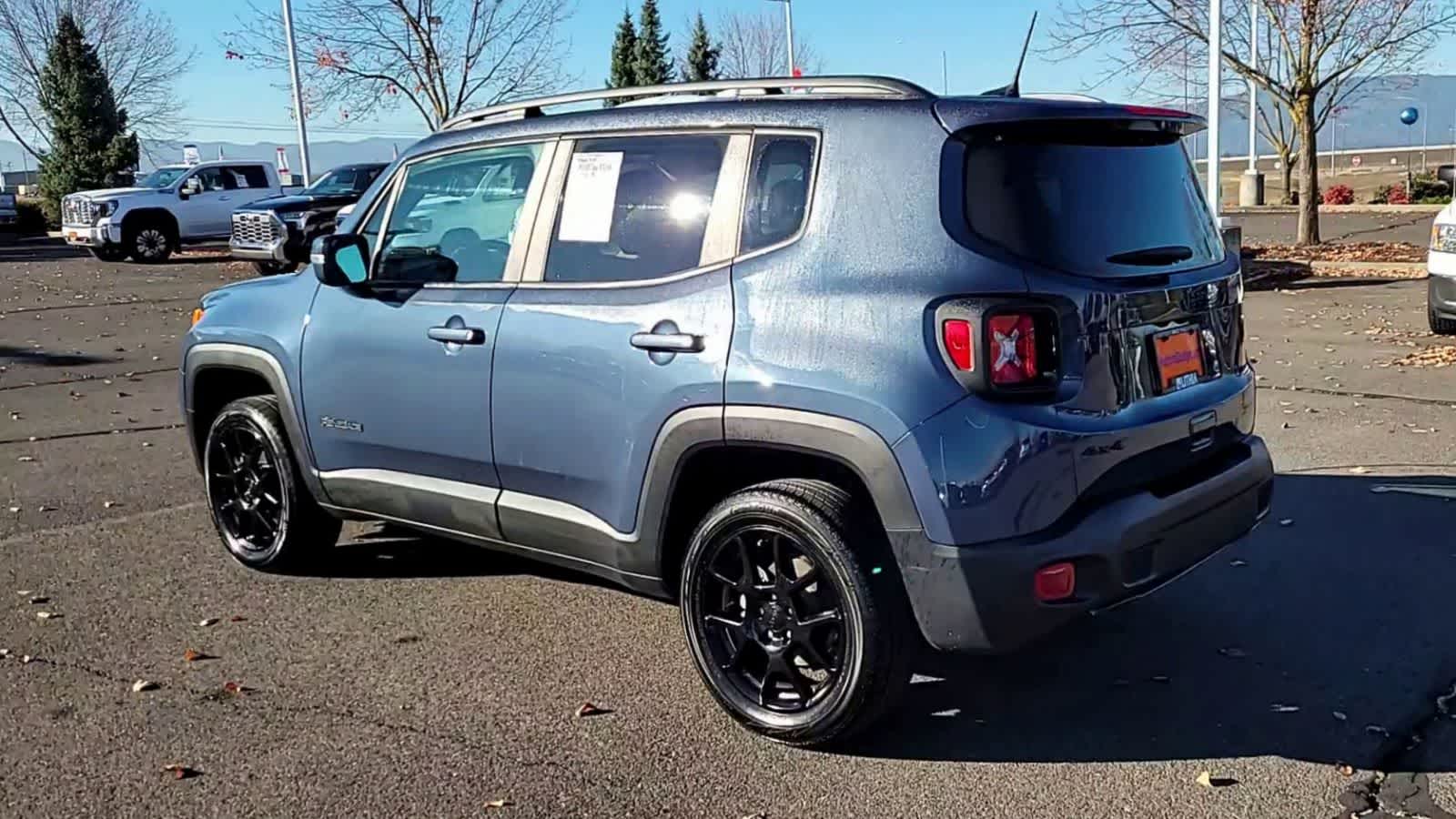Thumbnail: 2020 Jeep Renegade - 6