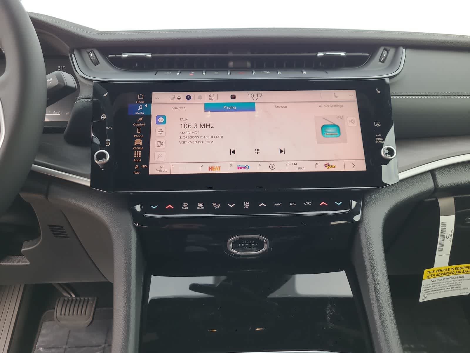 Thumbnail: 2026 Jeep Grand Cherokee - 24