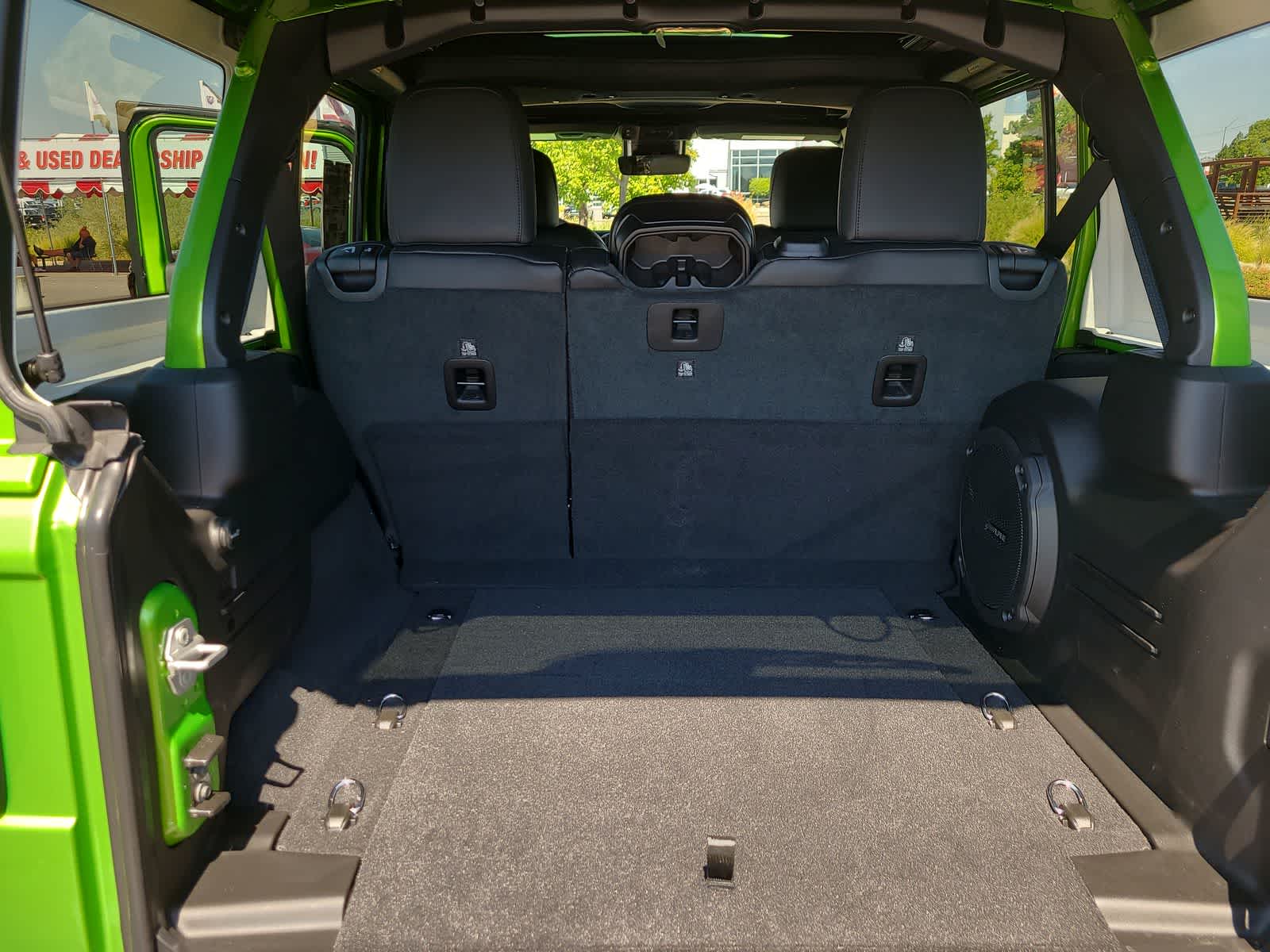 Thumbnail: 2025 Jeep Wrangler - 27