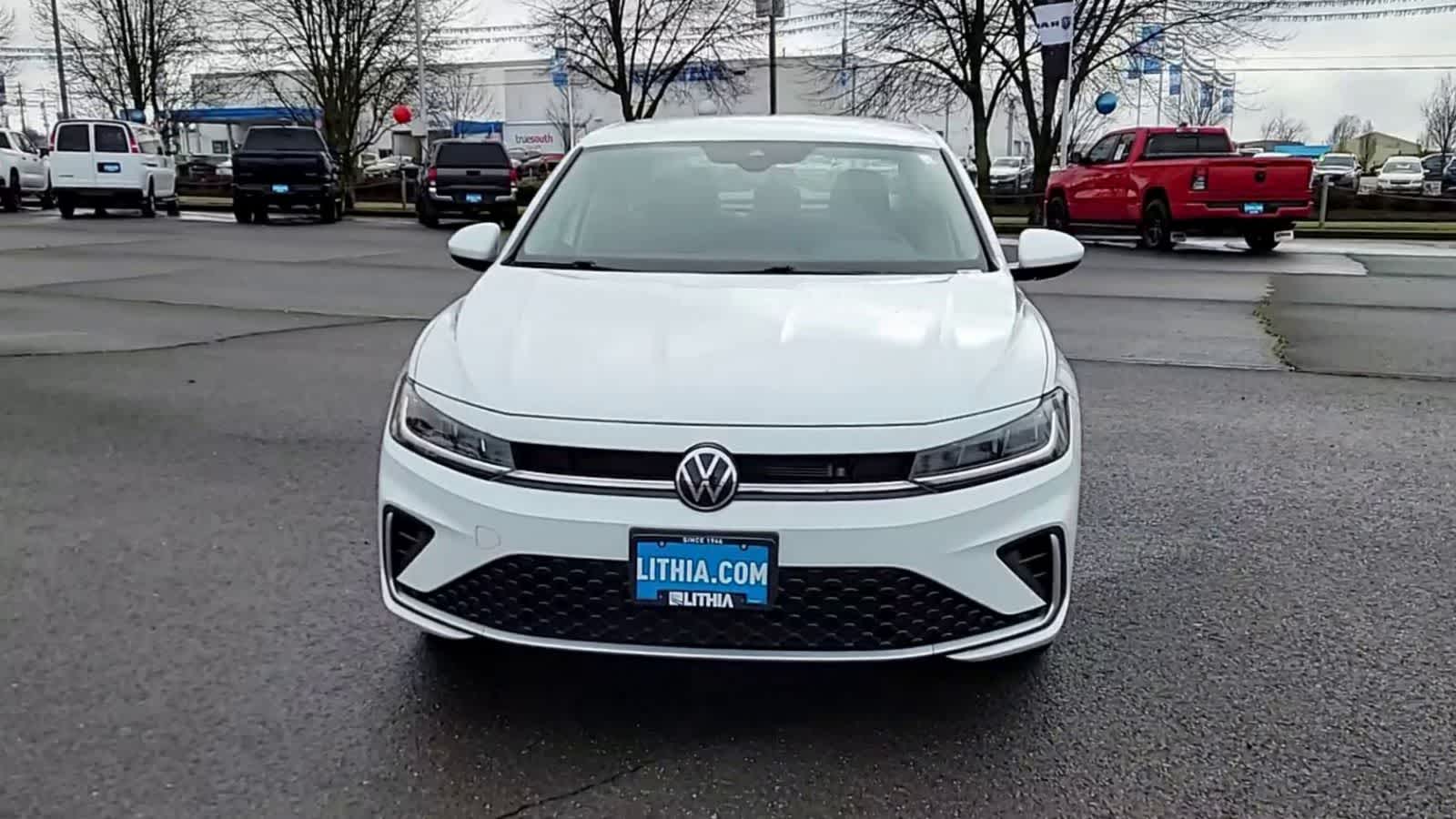 Thumbnail: 2025 Volkswagen Jetta - 3