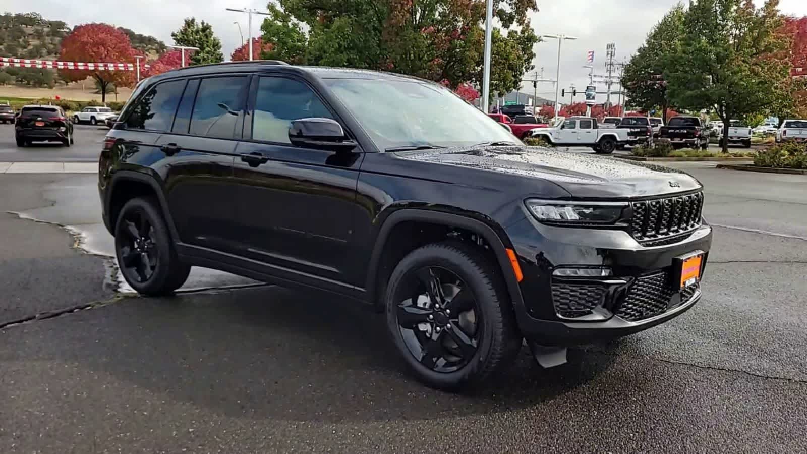 Thumbnail: 2025 Jeep Grand Cherokee - 2