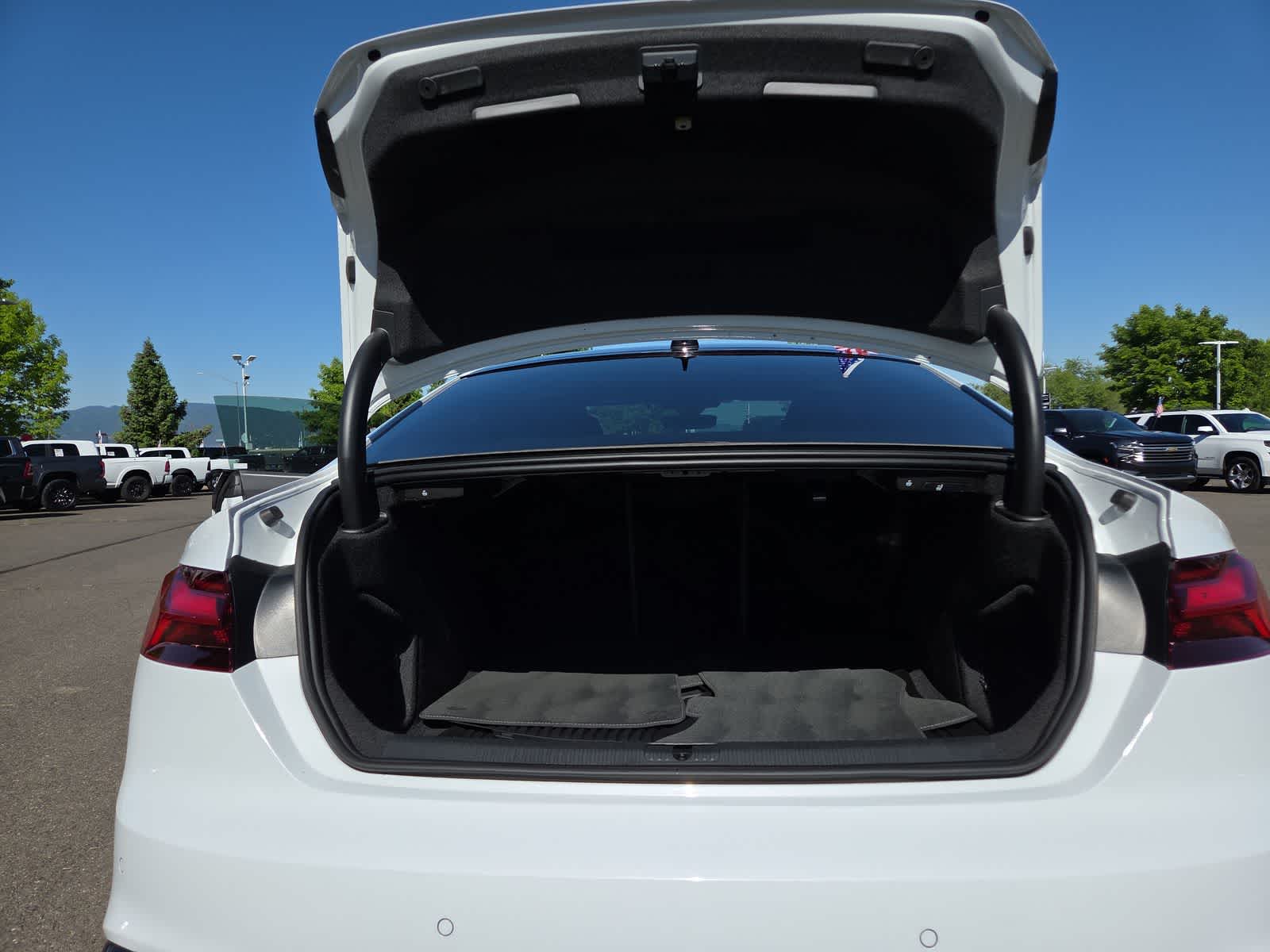 Thumbnail: 2023 Audi S5 - 27