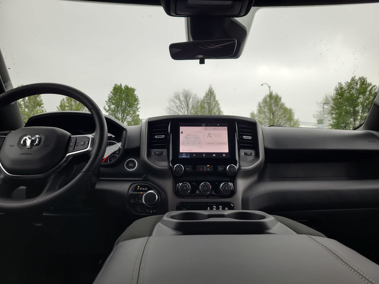 Thumbnail: 2026 RAM 1500 - 18