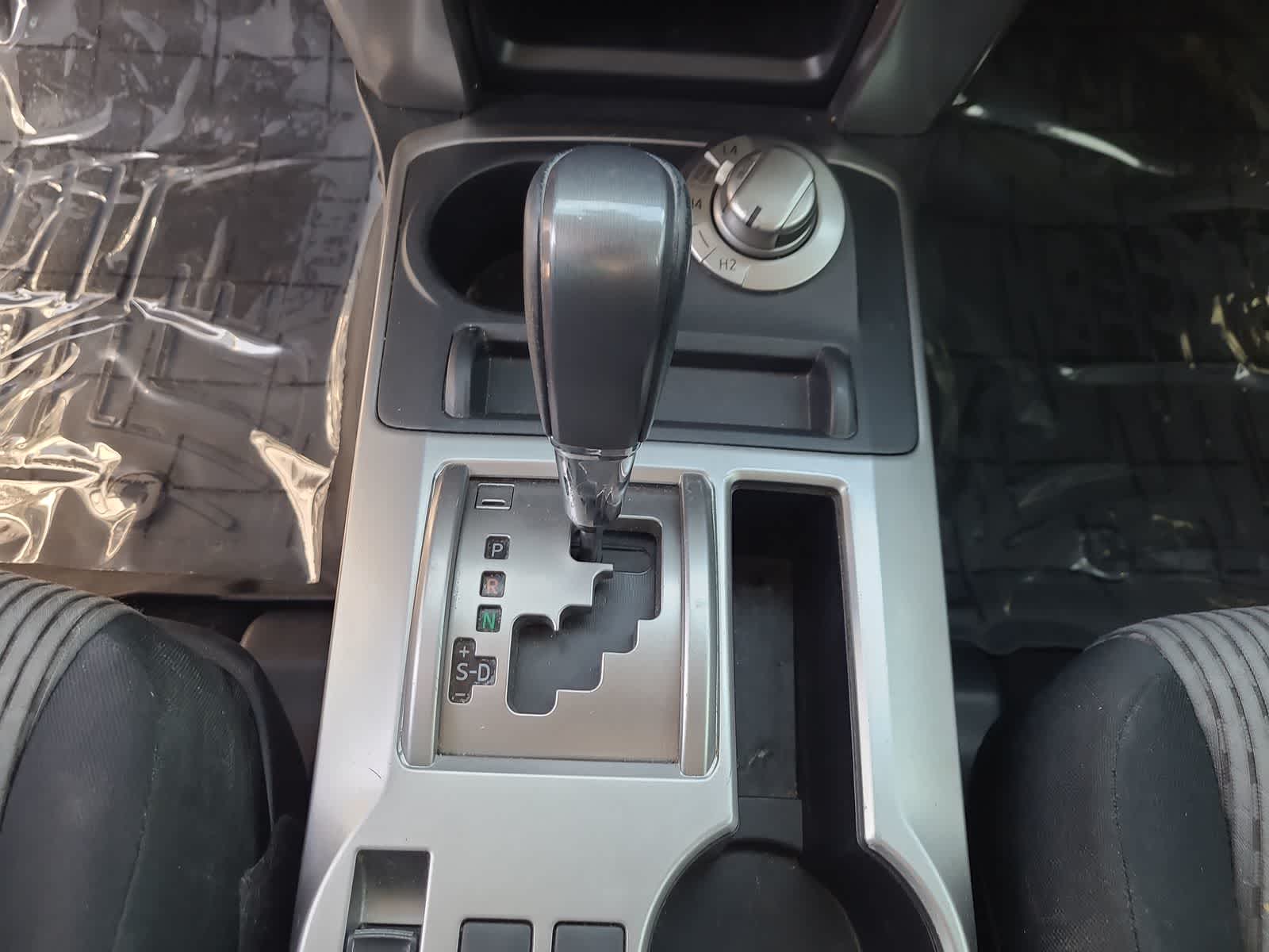 2014 Toyota 4Runner SR5 25
