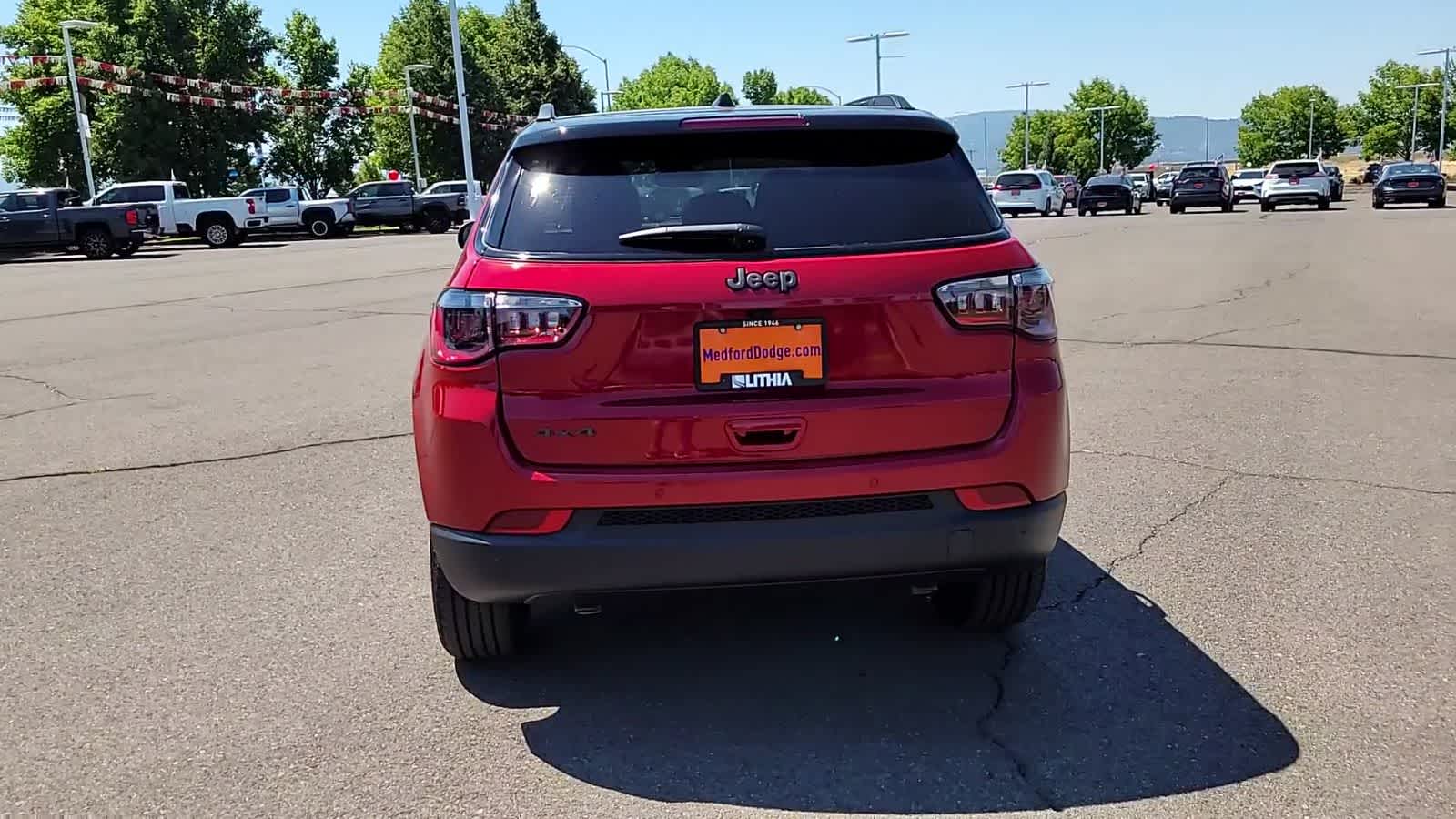 Thumbnail: 2025 Jeep Compass - 7