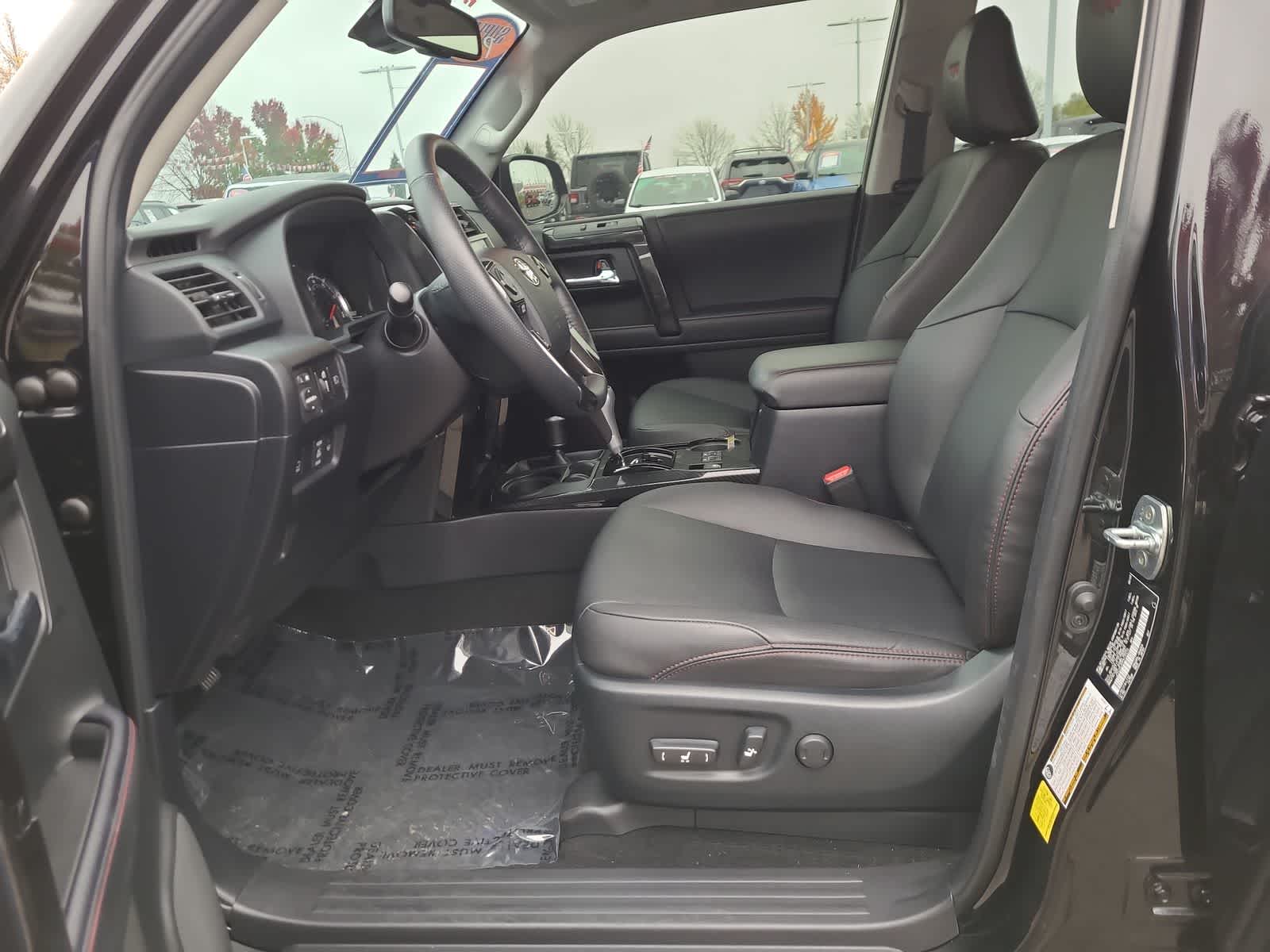 Thumbnail: 2023 Toyota 4Runner - 19