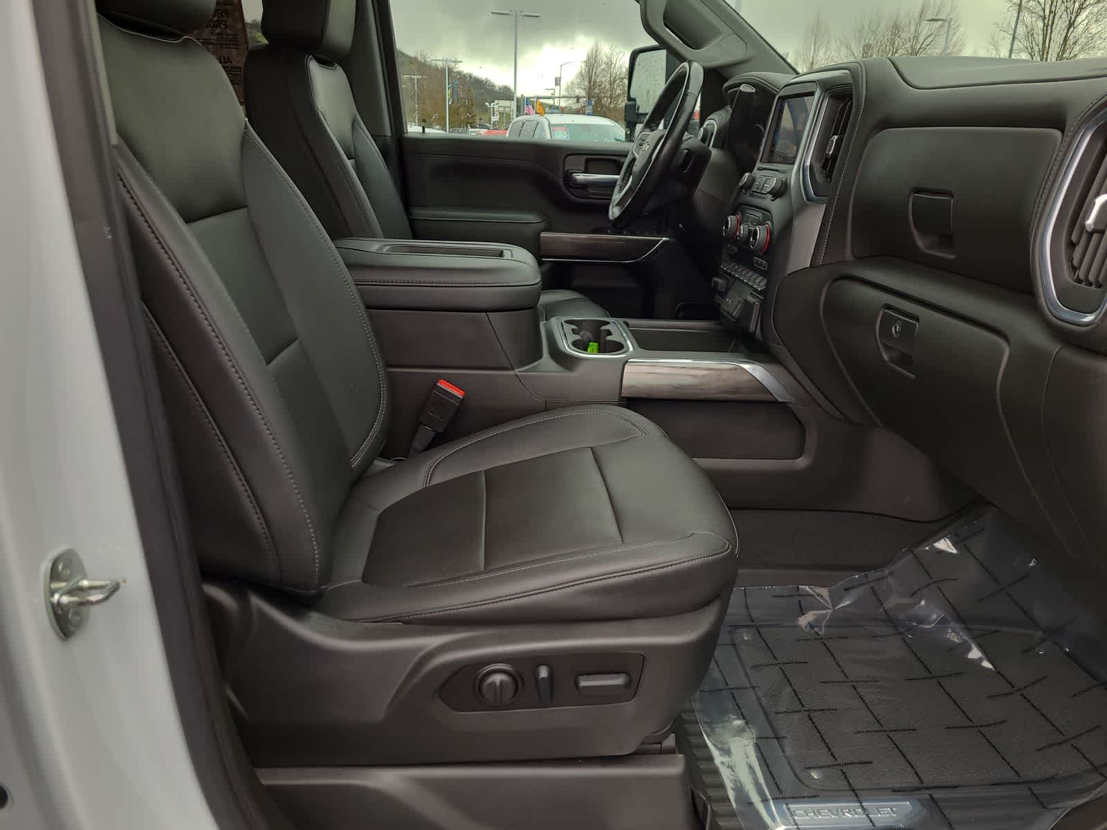 Thumbnail: 2021 Chevrolet Silverado 2500 - 22