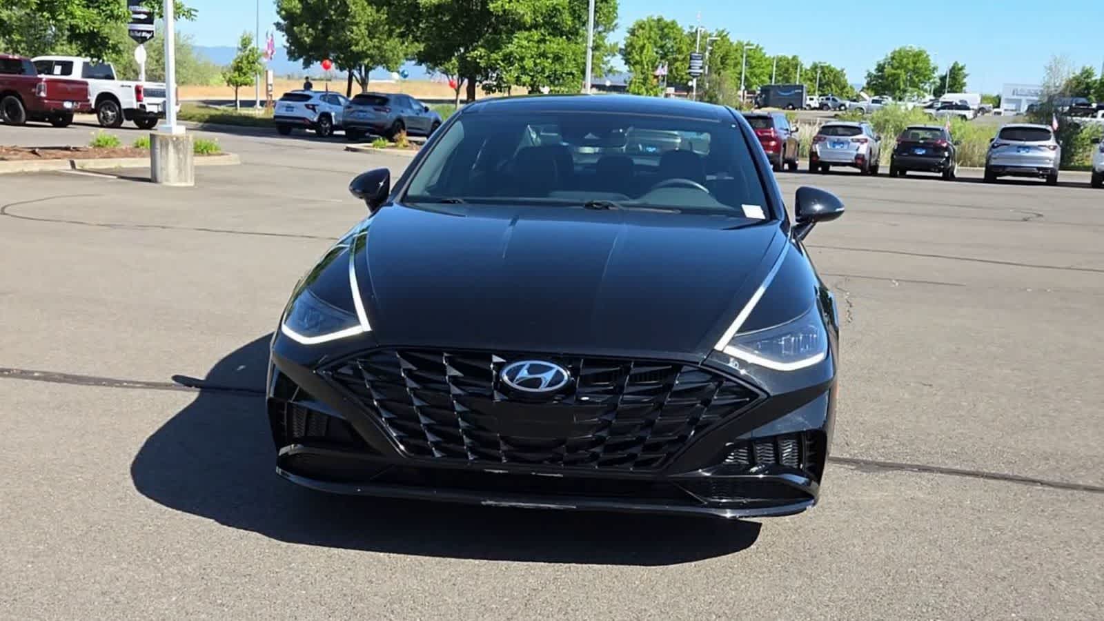 Thumbnail: 2022 Hyundai Sonata - 2