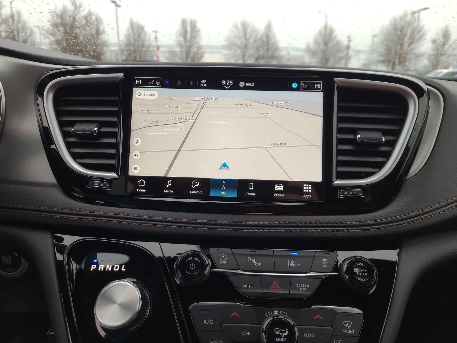 Thumbnail: 2026 Chrysler Pacifica - 24